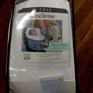 Pre owned JJ cole bundle me in gray